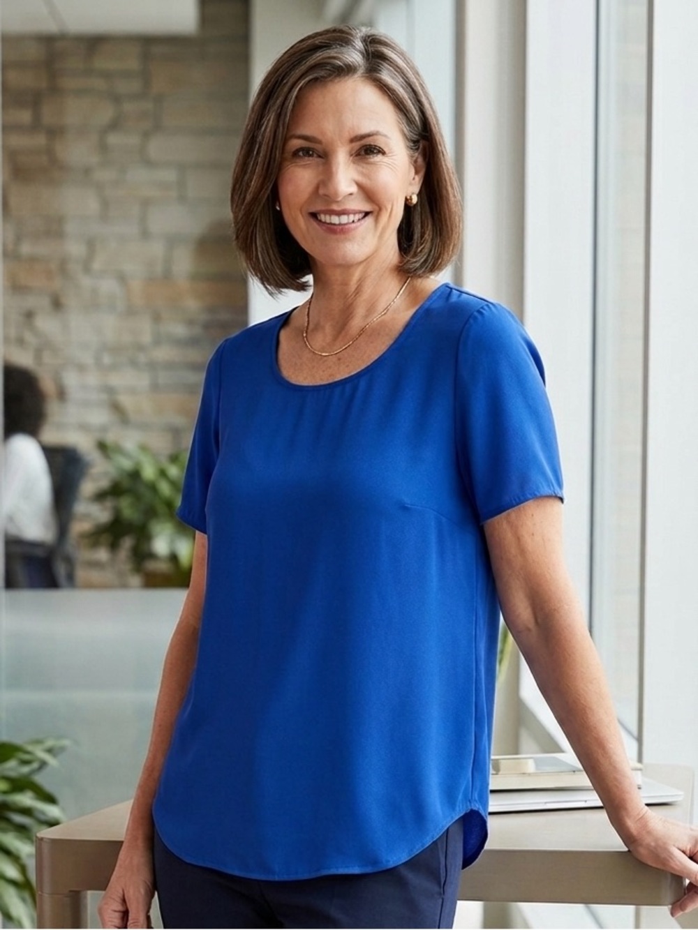 Apt. 9 Royal Blue Scoop Neck Short Sleeve Blouse